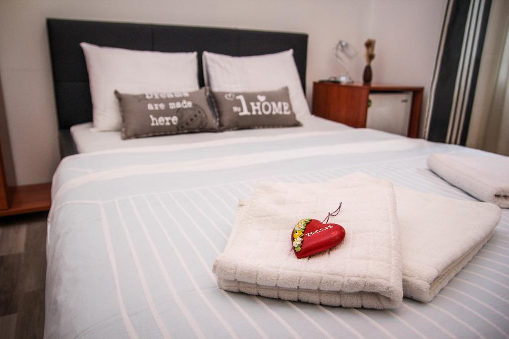 Rooms Eliza Zagreb Rum bild