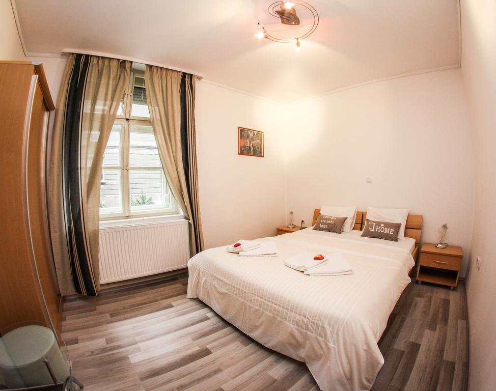 Rooms Eliza Zagreb Rum bild