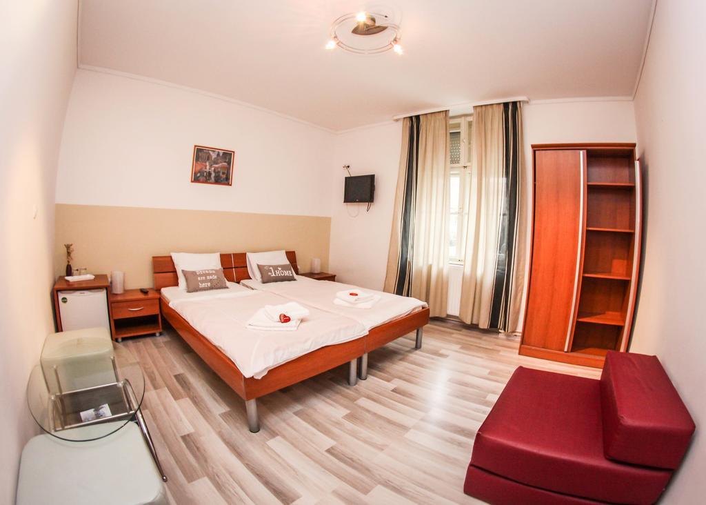 Rooms Eliza Zagreb Rum bild