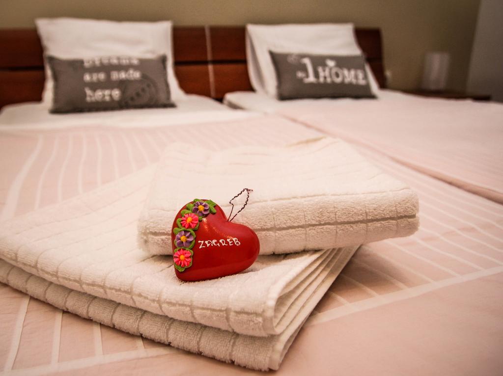 Rooms Eliza Zagreb Rum bild